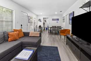 2614 Nw 8th St - Photo 1 of 1