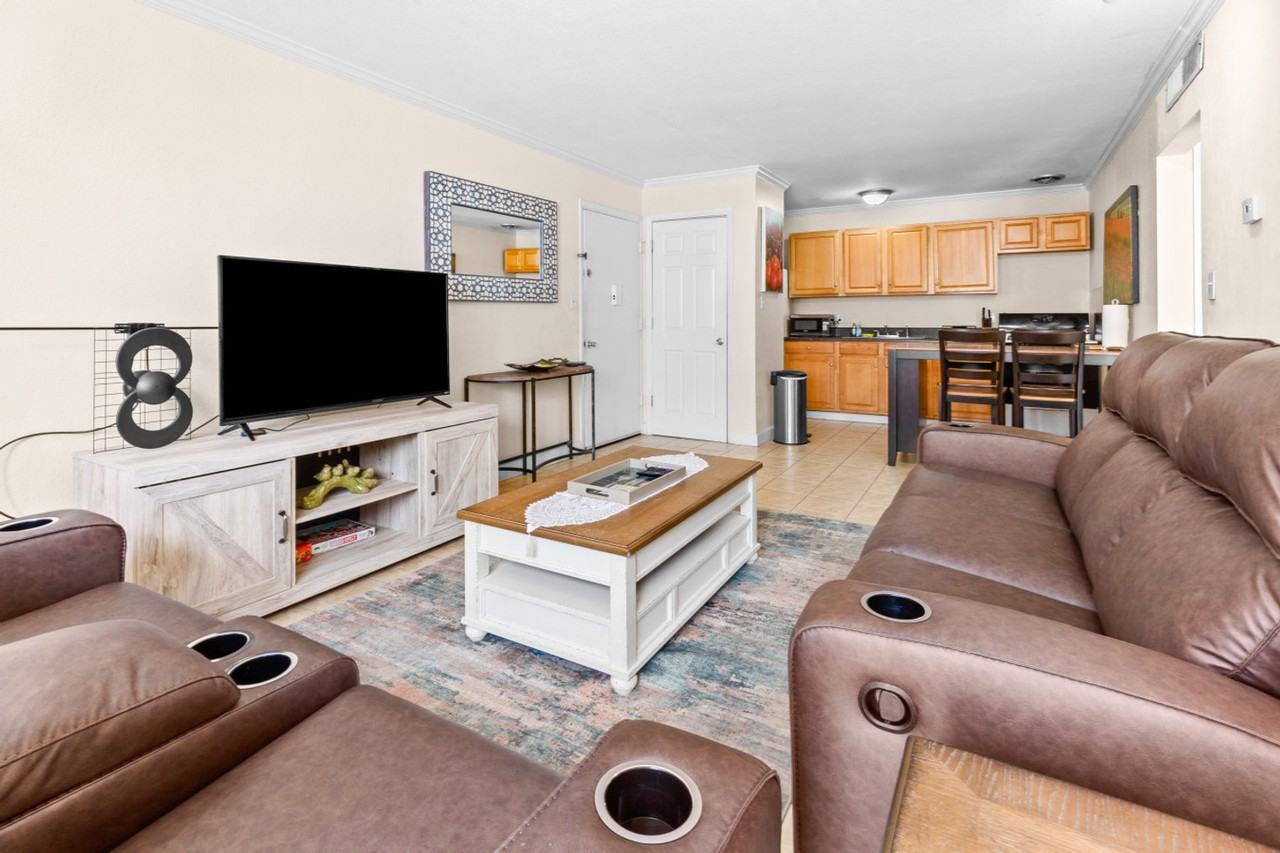 1700 Southwest 16th Court - Photo 6 of 50