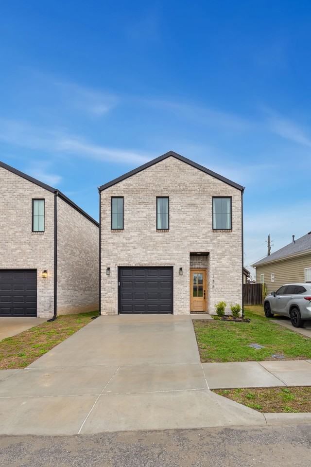 738 N 5th St #1359770P - Photo 5 of 20