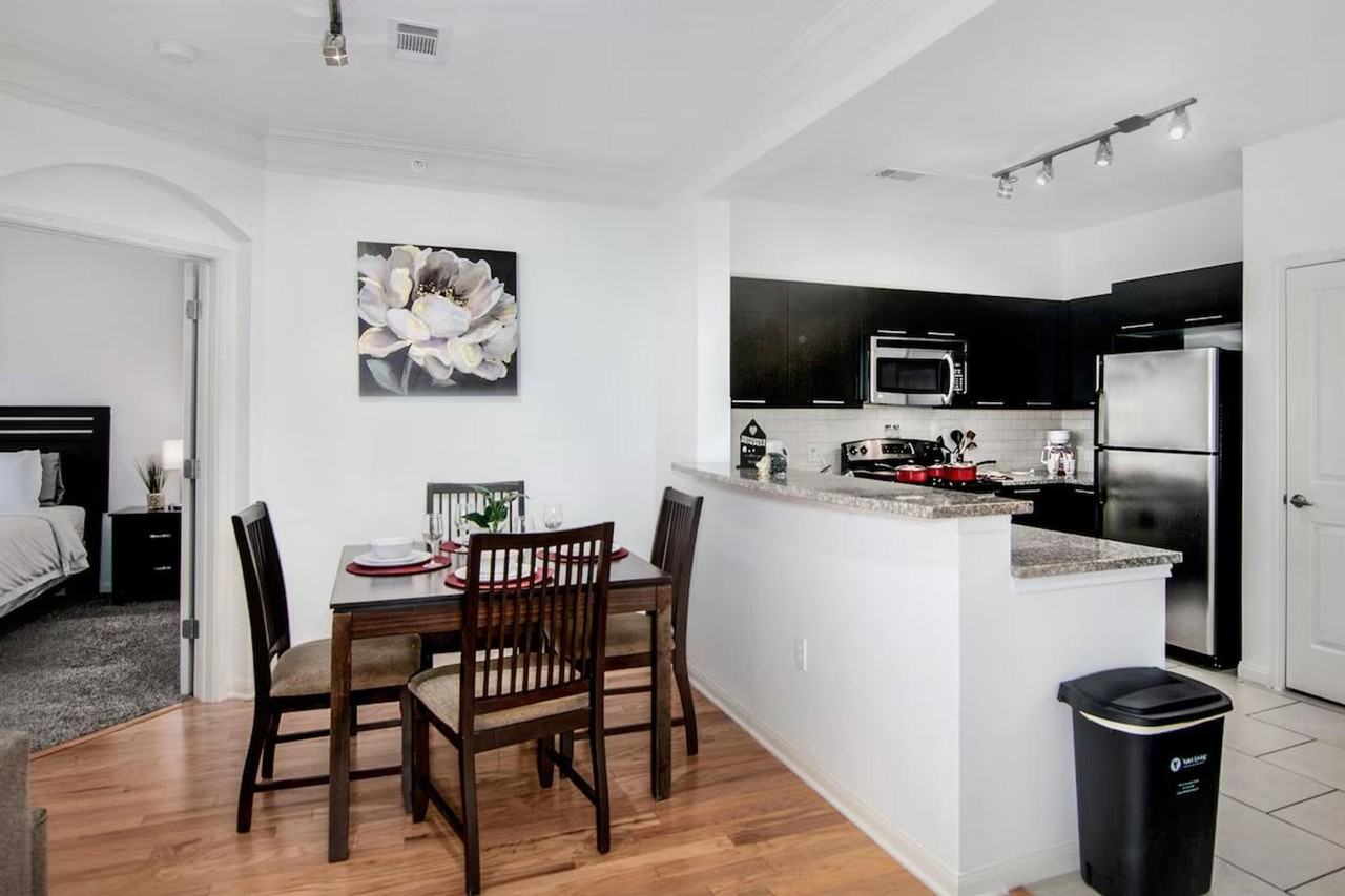 2801 N Braeswood Blvd #1359152P - Photo 5 of 7