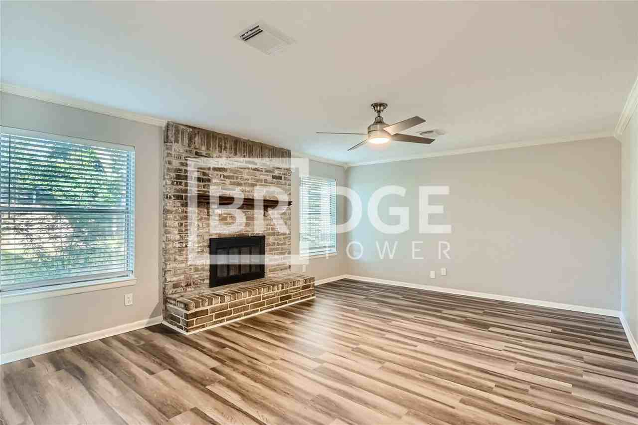 401 Summer Place Court - Photo 3 of 13