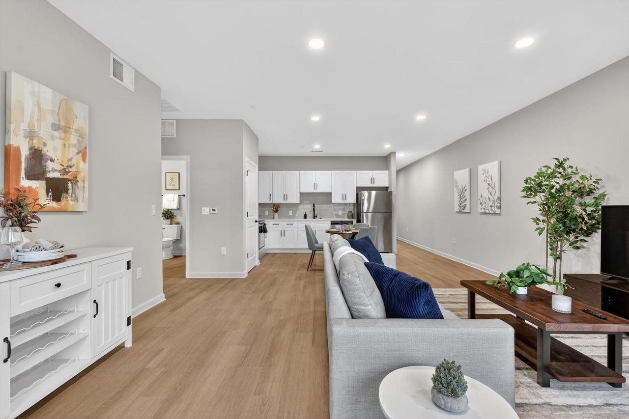 Oak Harbor Village - Photo 6 of 34