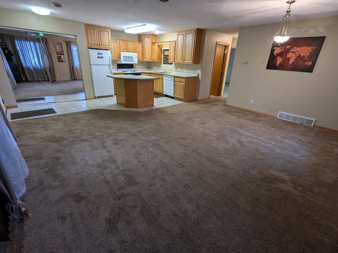 507 19th Street Northeast - Photo 5 of 14