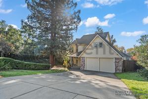 featured image of 920 Belmont Way