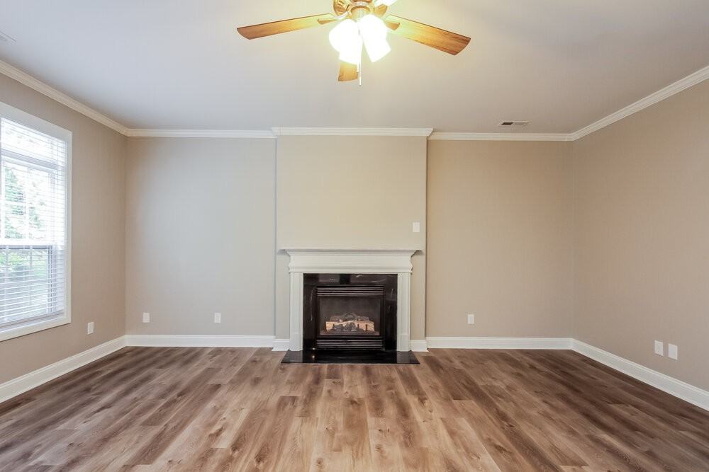 1525 Bucklebury Ct - Photo 5 of 17