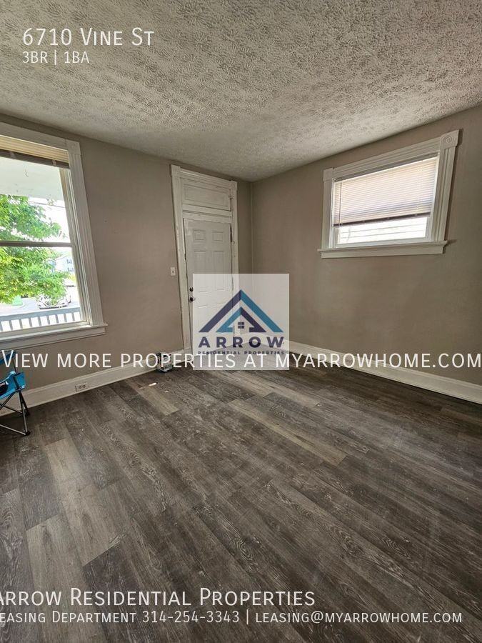 6710 Vine St - Photo 5 of 18