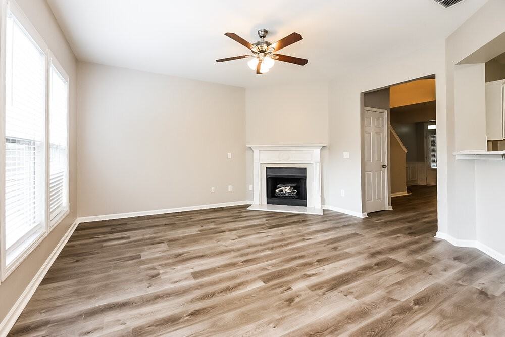 3985 Abernathy Farm Way - Photo 4 of 17