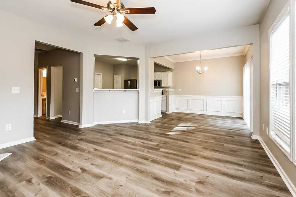 3985 Abernathy Farm Way - Photo 5 of 17