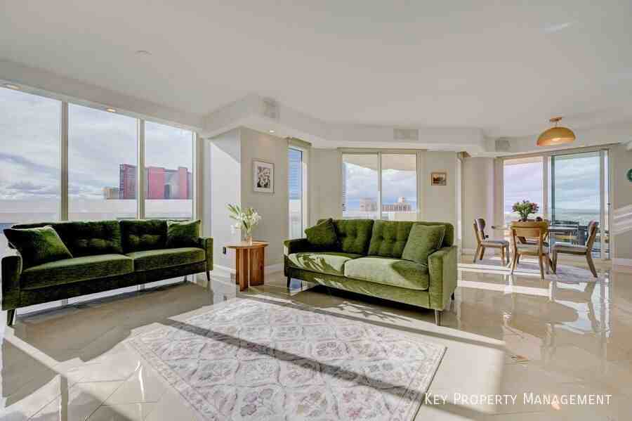 2747 Paradise Rd #2206 - Photo 4 of 50