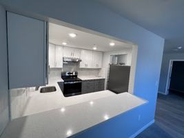 featured image of 140 S Easton Rd #205