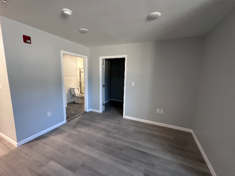 140 S Easton Rd #205 - Photo 5 of 9