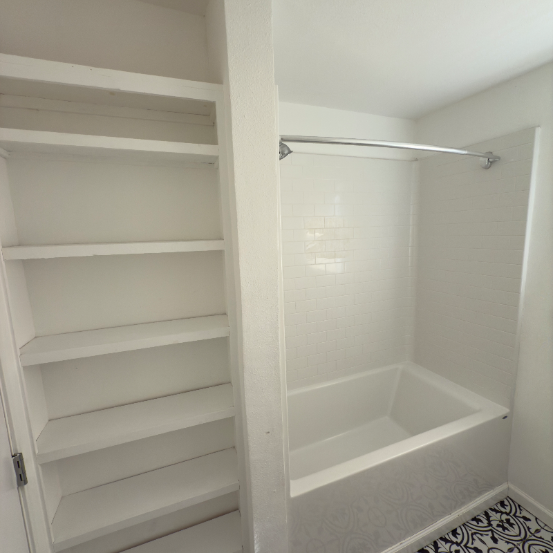 1624 Farragut St - Photo 7 of 14