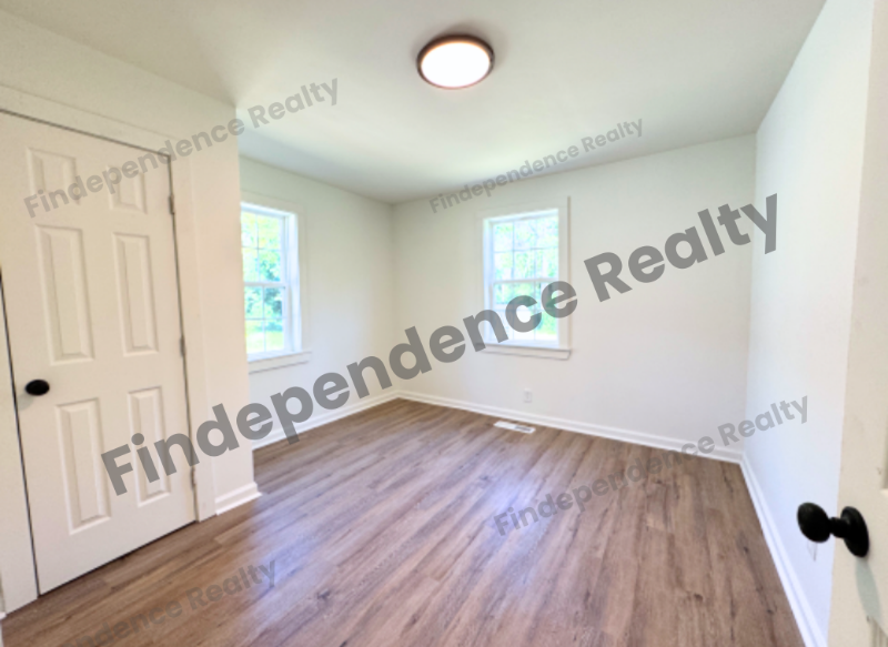 351 Fox St Sw - Photo 6 of 12