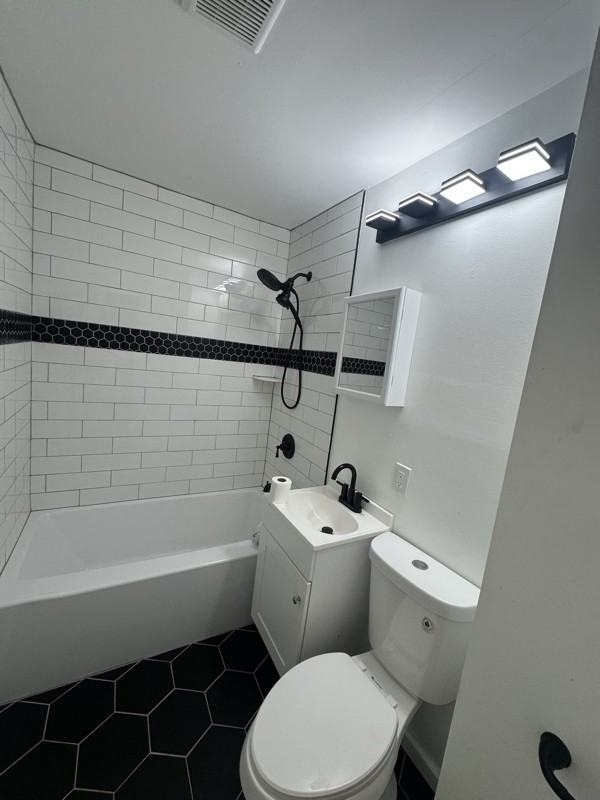 214 William Street - Photo 4 of 7