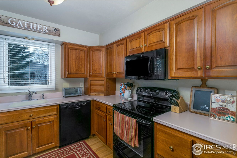 1418 Front 9 Drive #D - Photo 4 of 10