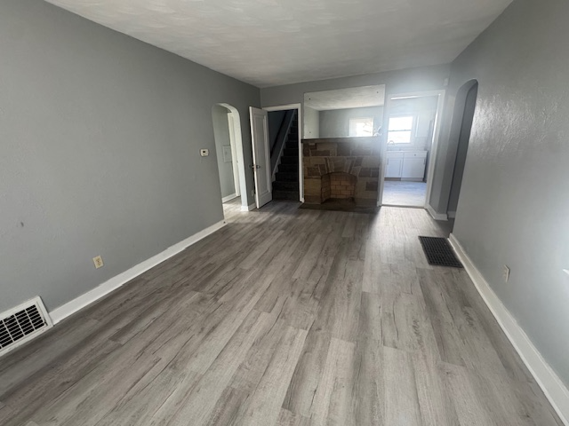 2449 Fairport Avenue - Photo 3 of 5