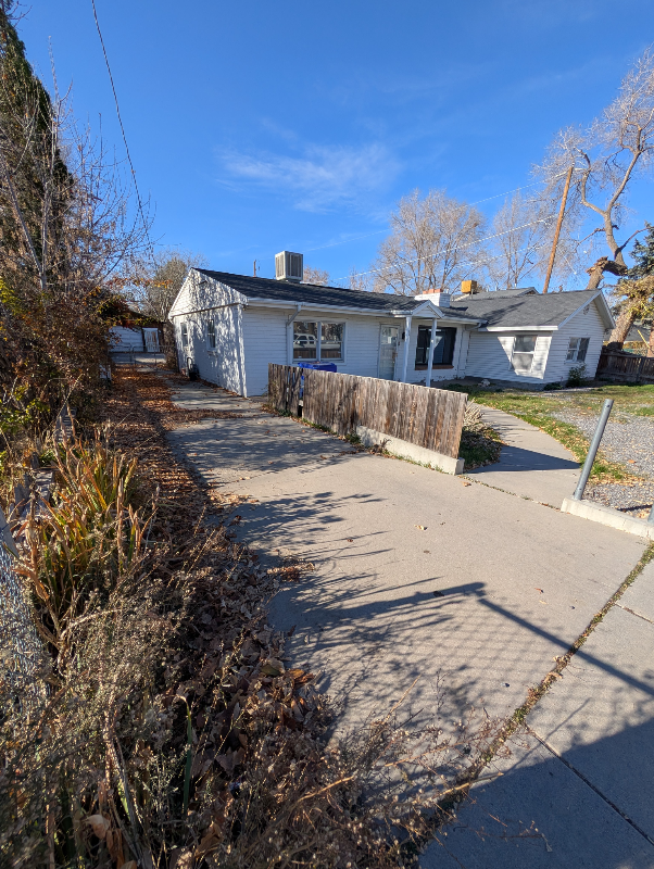 3524 S St - Photo 2 of 31