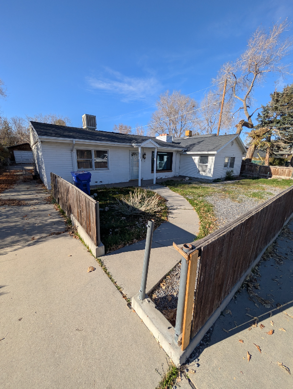 3524 S St - Photo 3 of 31