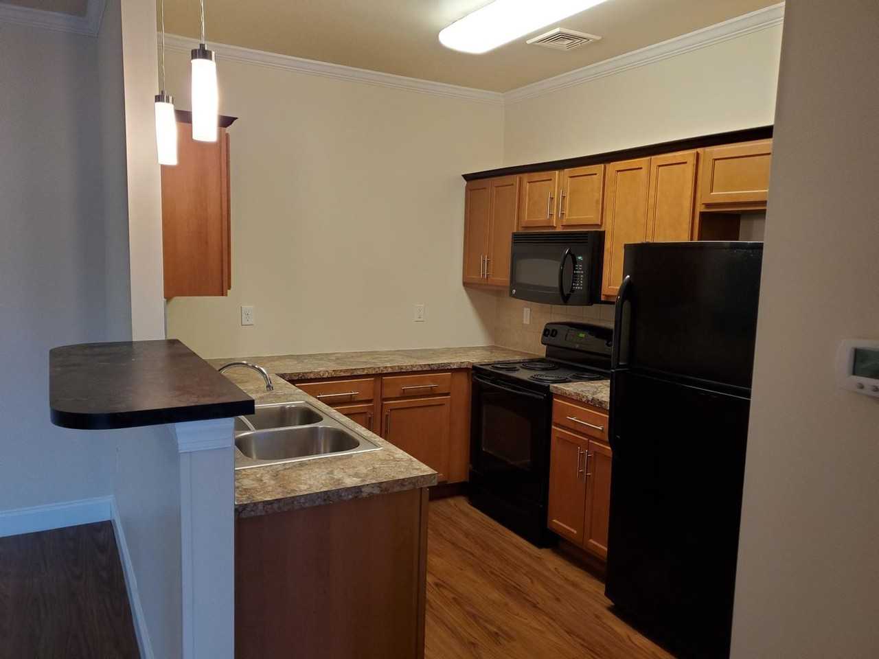 Ivy Ridge Apartments - Photo 5 of 19