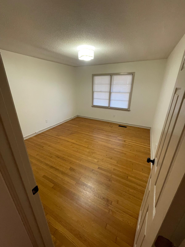 1600 E 29th St #A - Photo 4 of 12