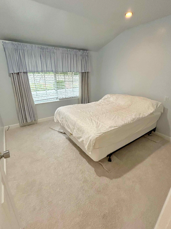 1180 Sierra Vista Way - Photo 6 of 20