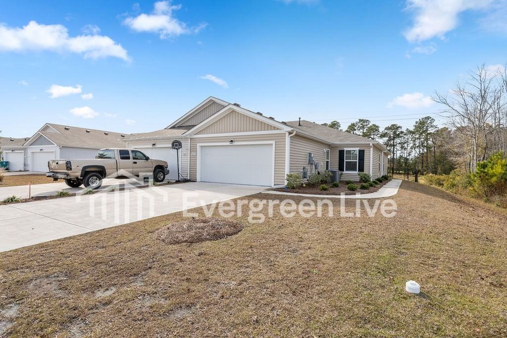 2233 Courtina Way - Photo 6 of 20