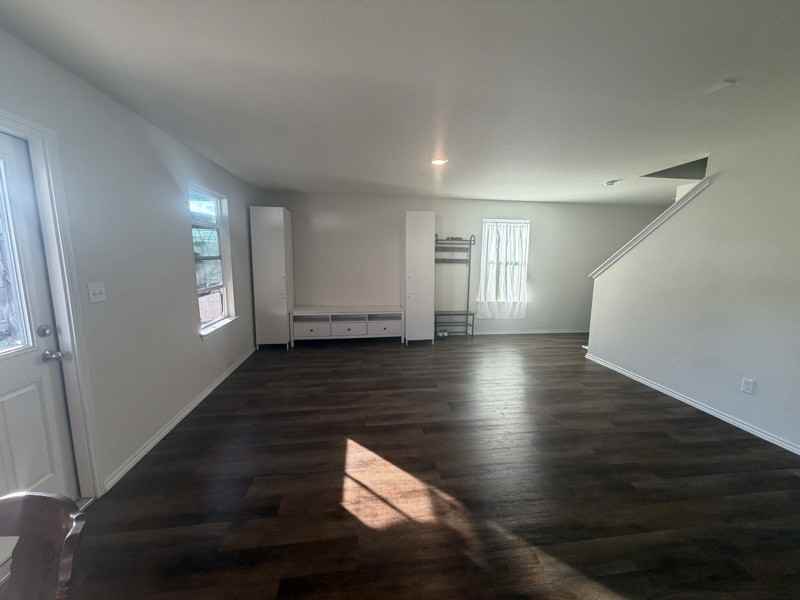 10310 Glimmer - Photo 3 of 17