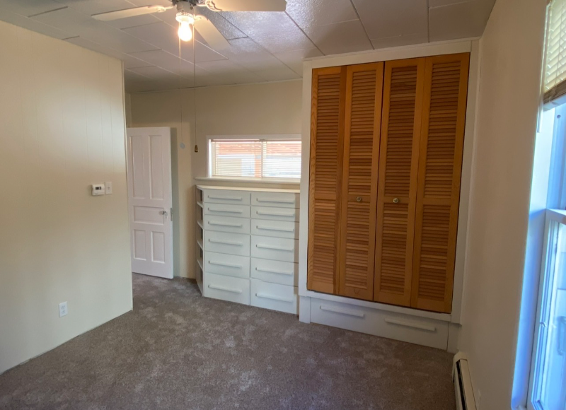 807 S 2nd St - Photo 4 of 7