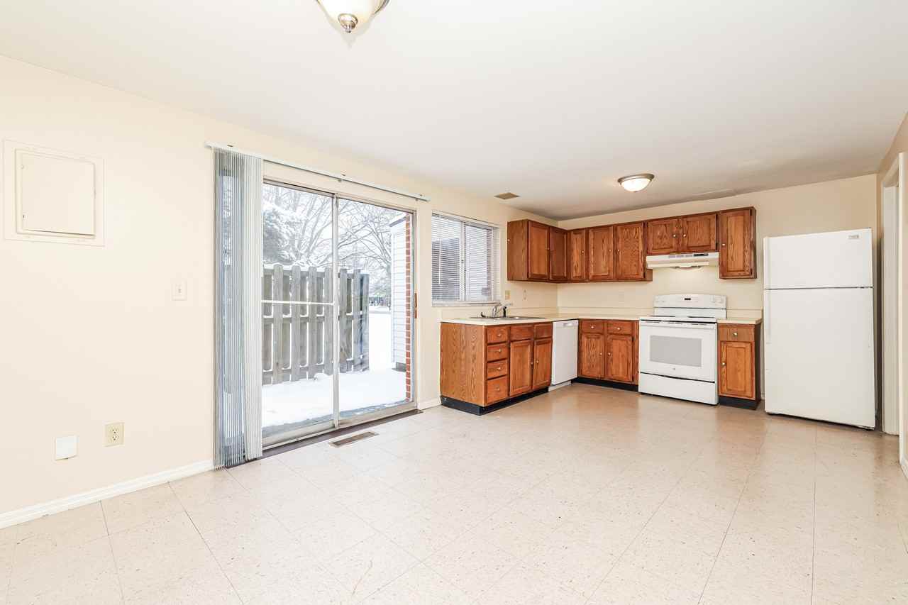 5877 Taylorsville Rd - Photo 7 of 16