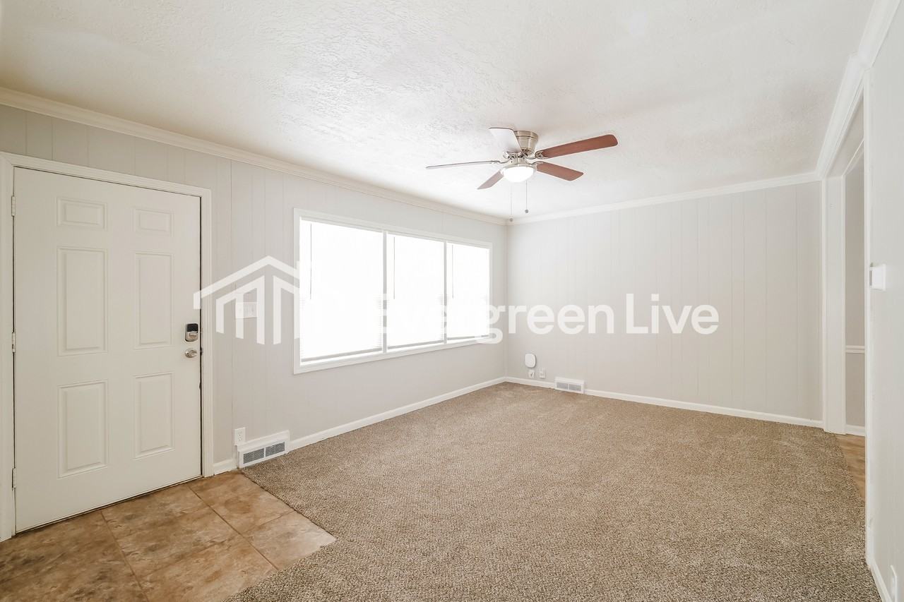 6806 E 114th Ter - Photo 4 of 16