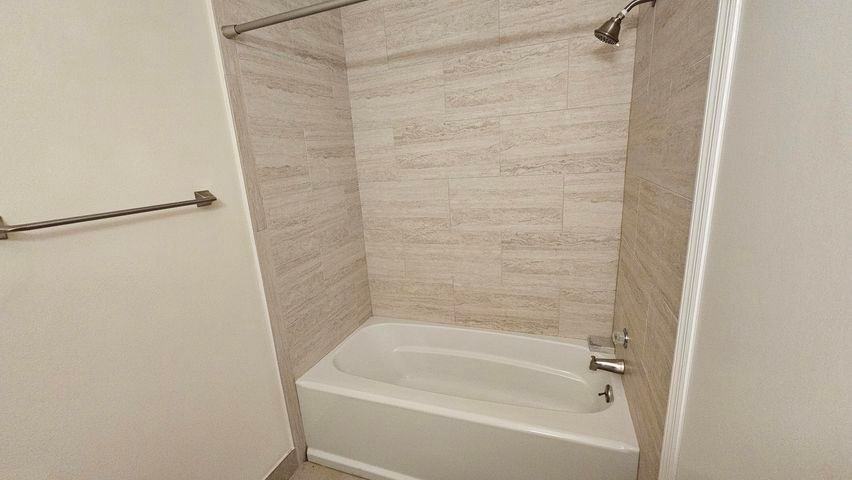 6560 Via Regina - Photo 6 of 15