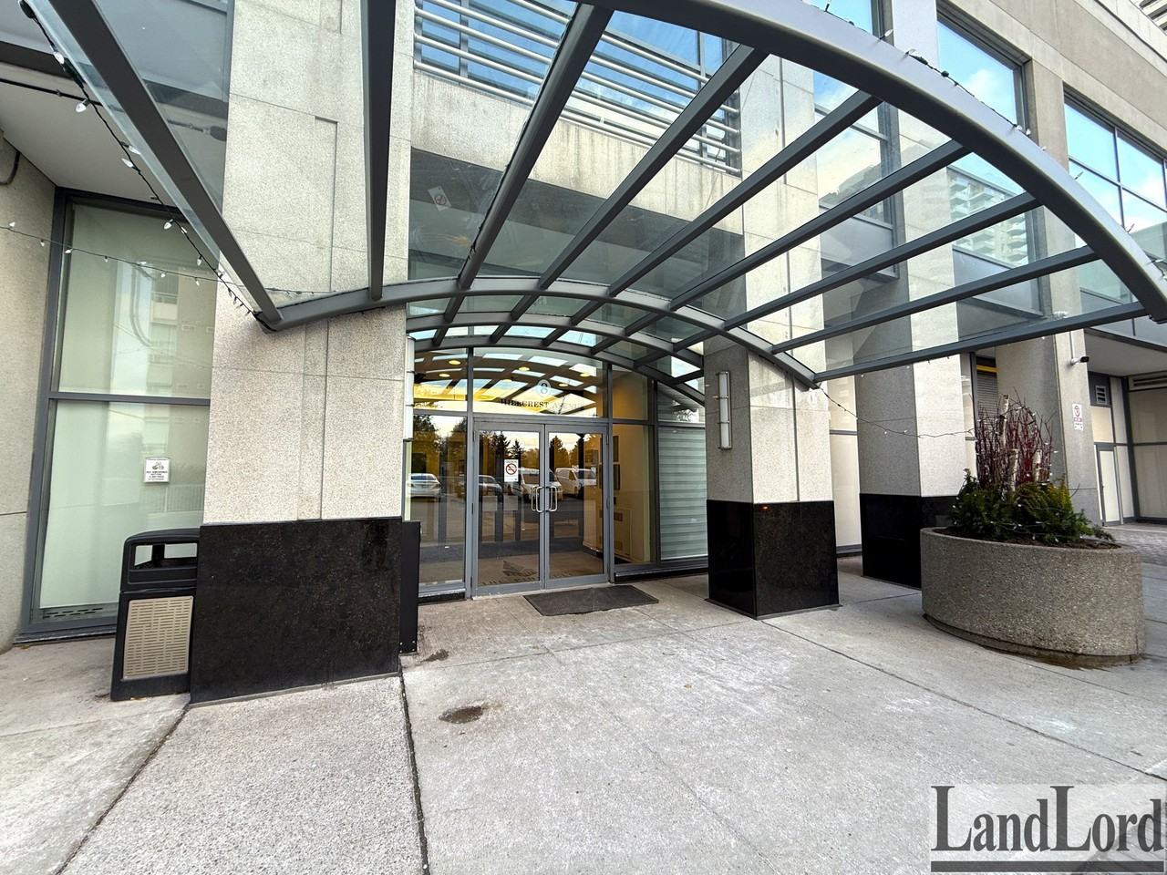 8 Hillcrest Ave #1917 - Photo 2 of 22