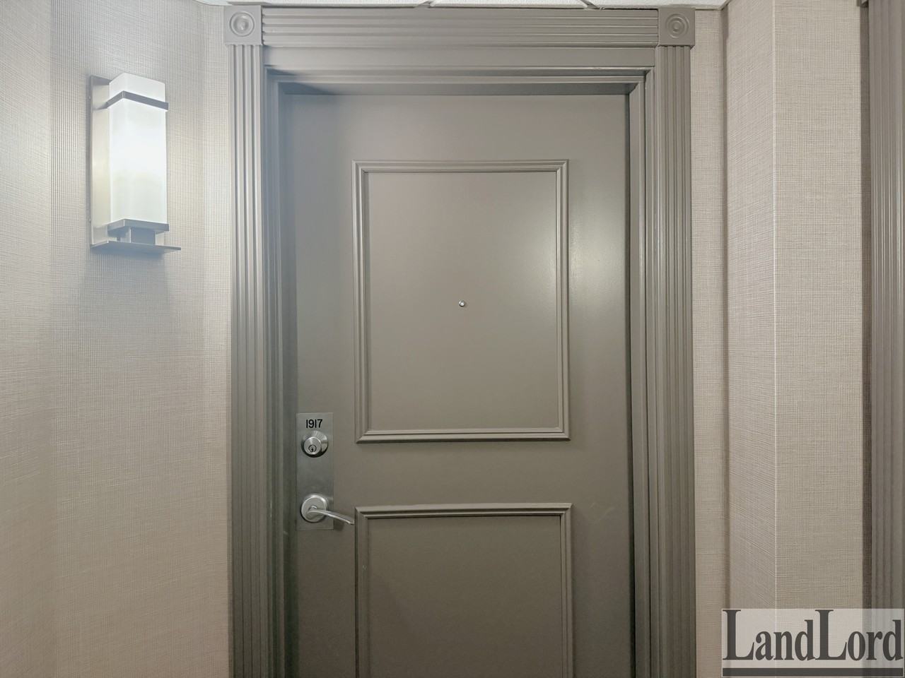 8 Hillcrest Ave #1917 - Photo 3 of 22