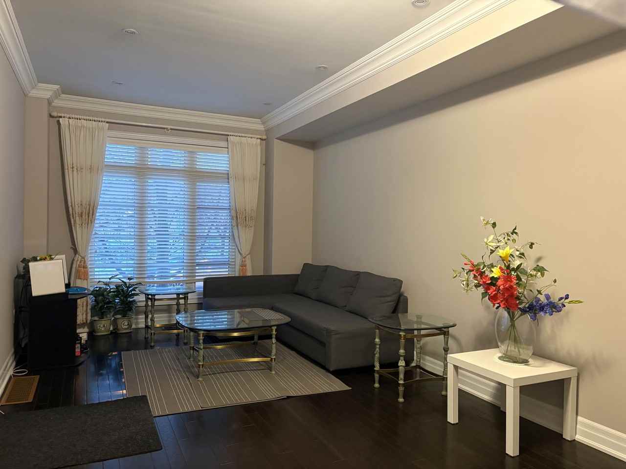 Bathurst St & Glencairn Ave #B - Photo 2 of 9