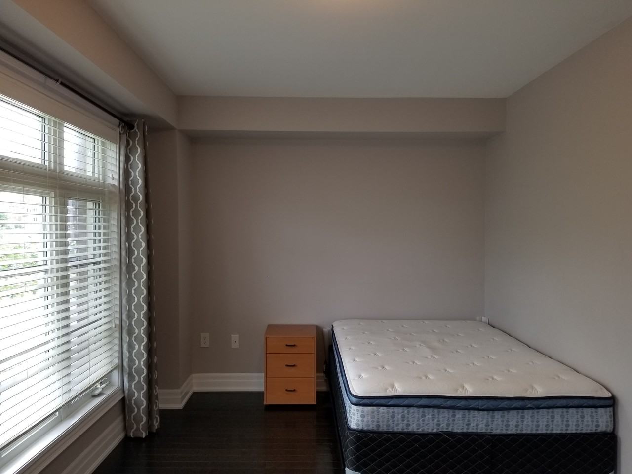 Bathurst St & Glencairn Ave #B - Photo 4 of 9