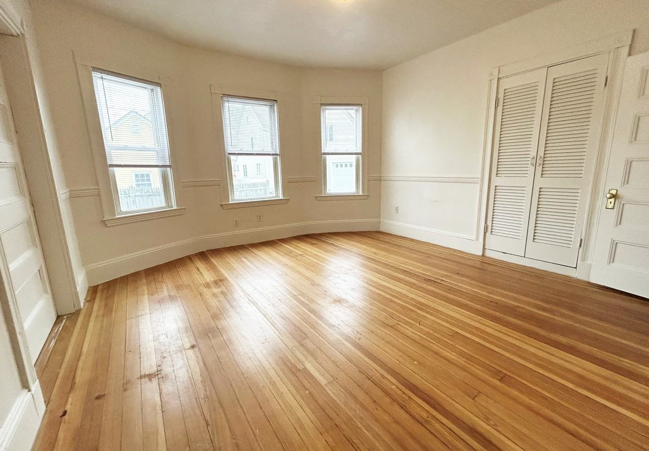 1808 River St #1 - Photo 4 of 10