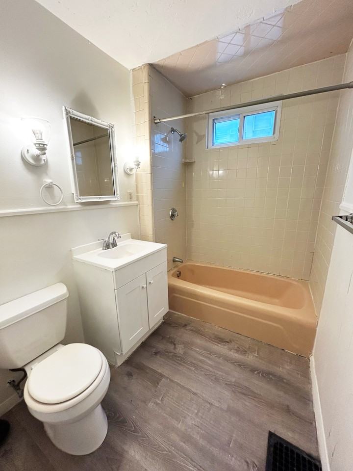 1808 River St #1 - Photo 6 of 10