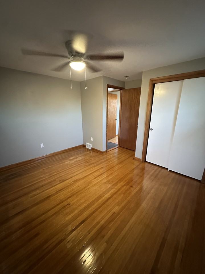 139 Lyndale Avenue - Photo 3 of 9