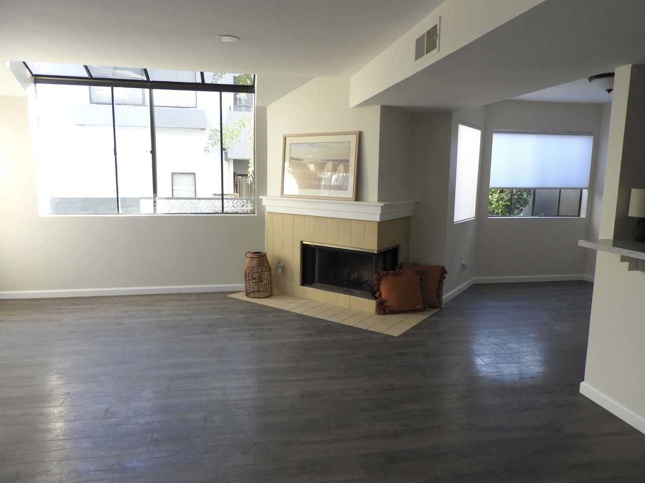 1109 Tivoli Lane #127 - Photo 3 of 11