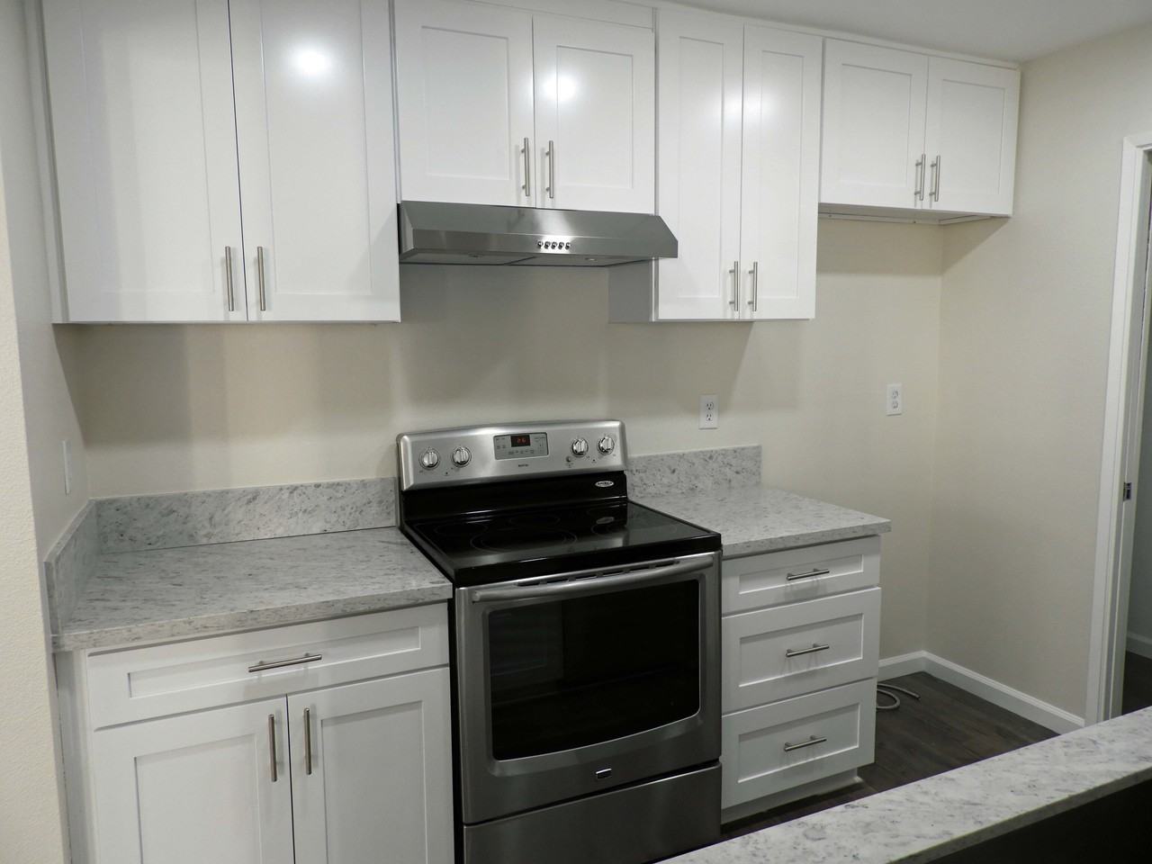 1109 Tivoli Lane #127 - Photo 6 of 11