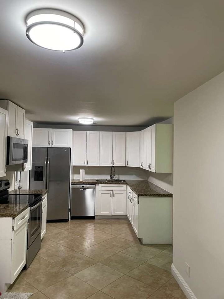 3700 Ne 13th Ter #3700 - Photo 2 of 15