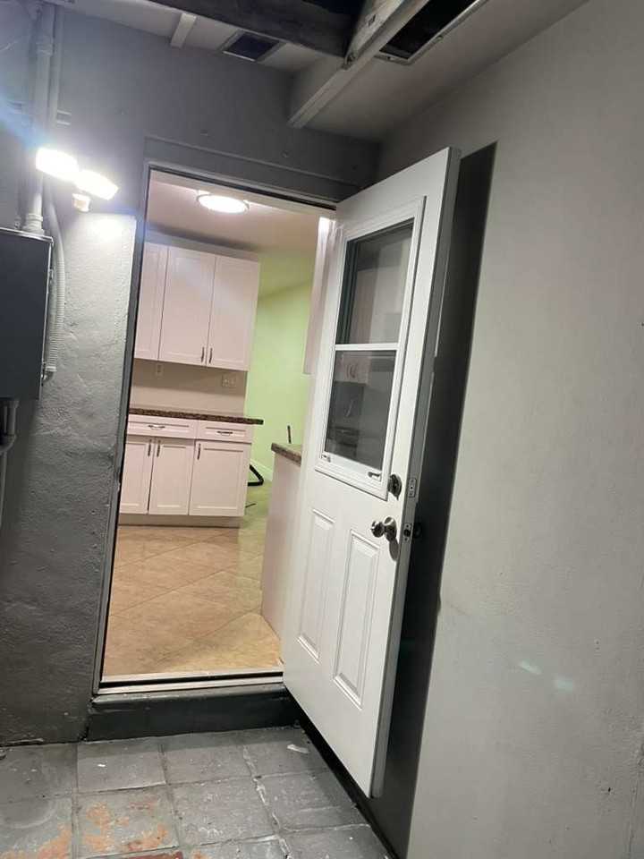 3700 Ne 13th Ter #3700 - Photo 4 of 15