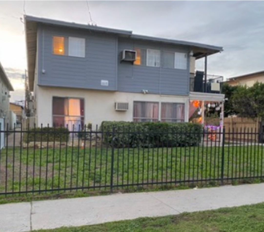 7319 Variel Ave #4 - Photo 2 of 23