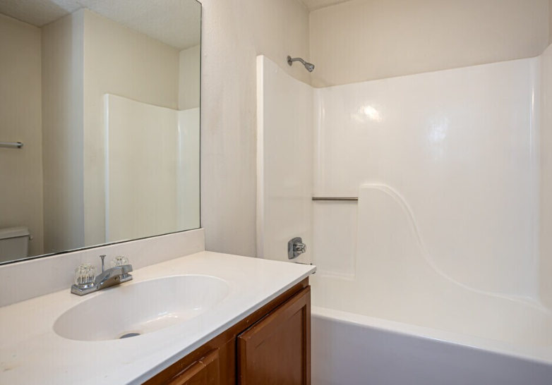 4520 Pontchartrain Dr #19 - Photo 4 of 6