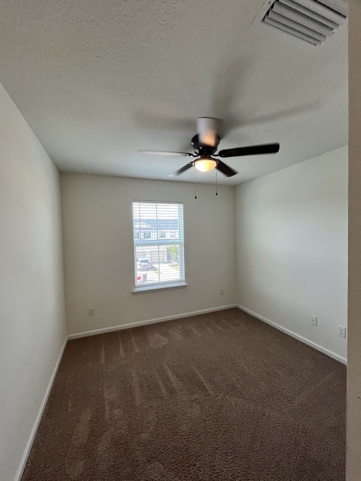 9877 Fiddleback Ln #9877 - Photo 6 of 18