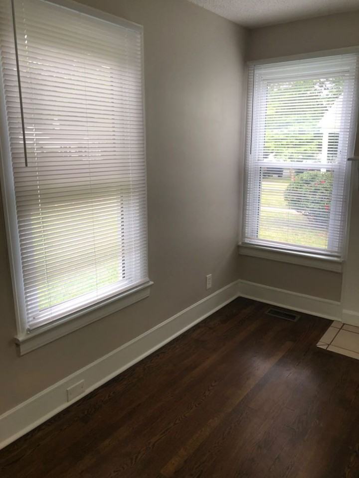 826 Bradley Street - Photo 4 of 7