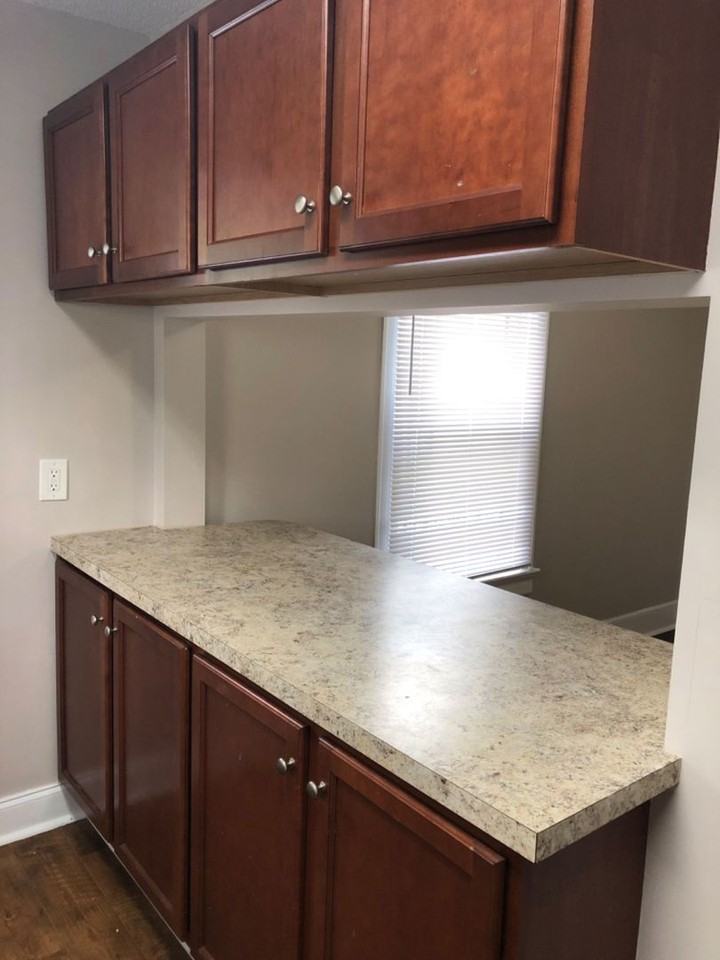 826 Bradley Street - Photo 6 of 7