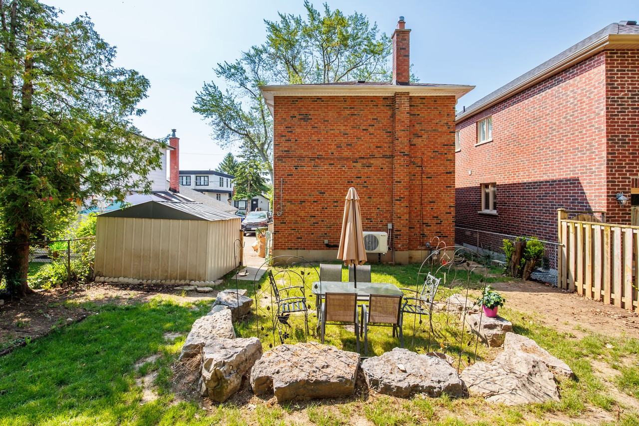 50 Rhydwen Avenue #2nd floor - Photo 7 of 12