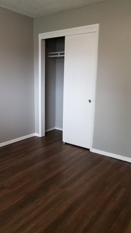 9818 Kenwood Drive Southwest #11 - Photo 5 of 12