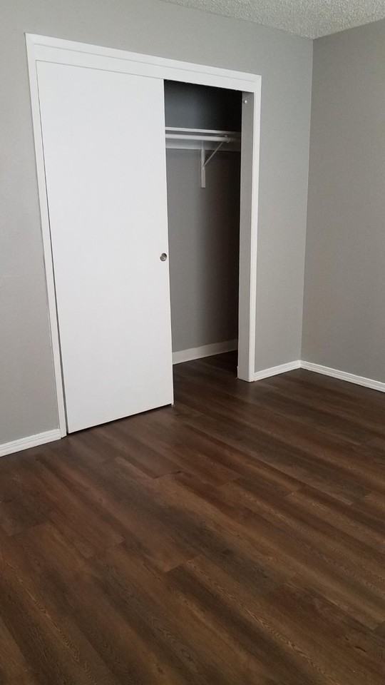 9818 Kenwood Drive Southwest #11 - Photo 4 of 12